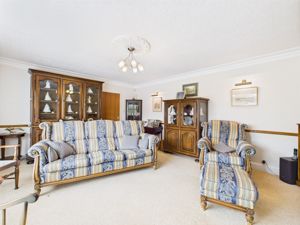 Living Room- click for photo gallery